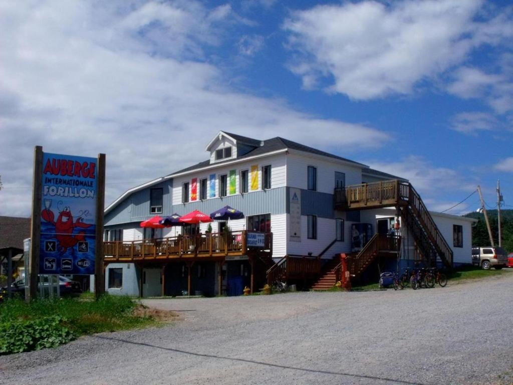 Le Carabobo Auberge Forillon Gaspé Exterior foto